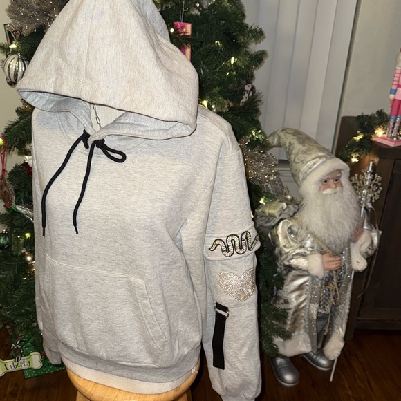 ☃️BOGO50%☃️🆕🐍EXPRESSED SOCIETY: GREY Pullover Hoodie w/Crystal Snake & Heart MED - Picture 7 of 17